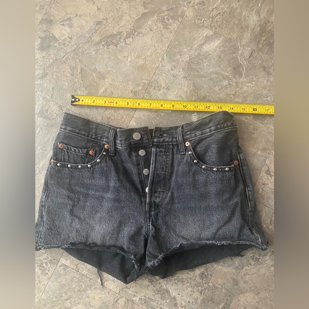 levi shorts